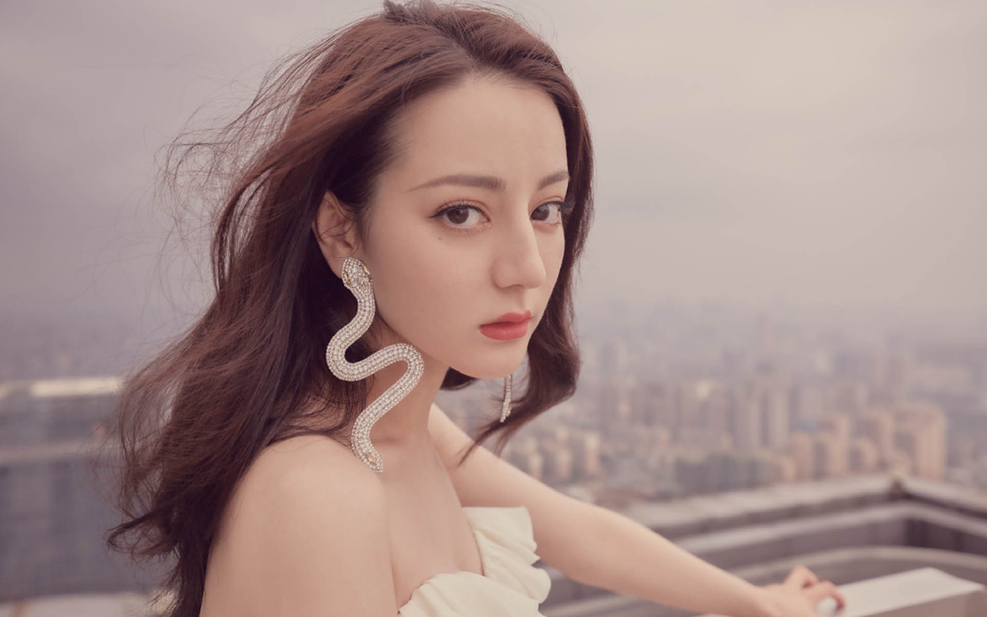 中国杯预选赛激战正酣,国足迎战劲敌,中国杯足球赛视频